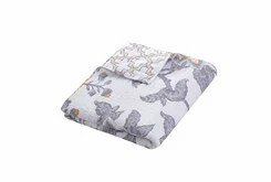 Bedding | Quilted Reversible Throw Paisley Design To Geometric Pattern Decor